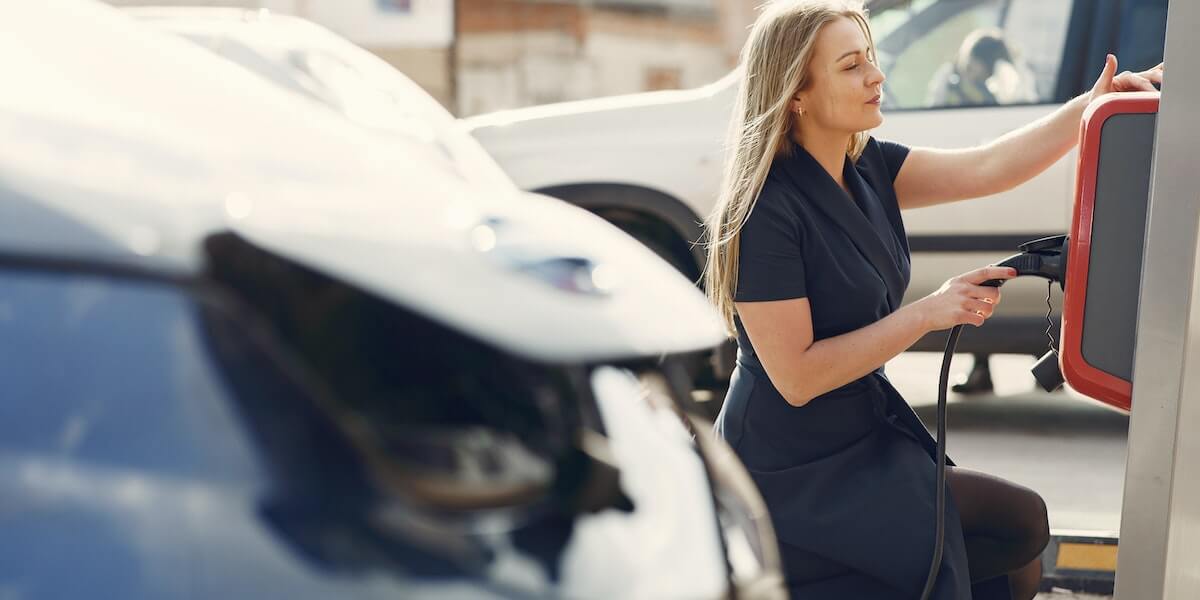top 5 apps for finding nearby ev charging stations